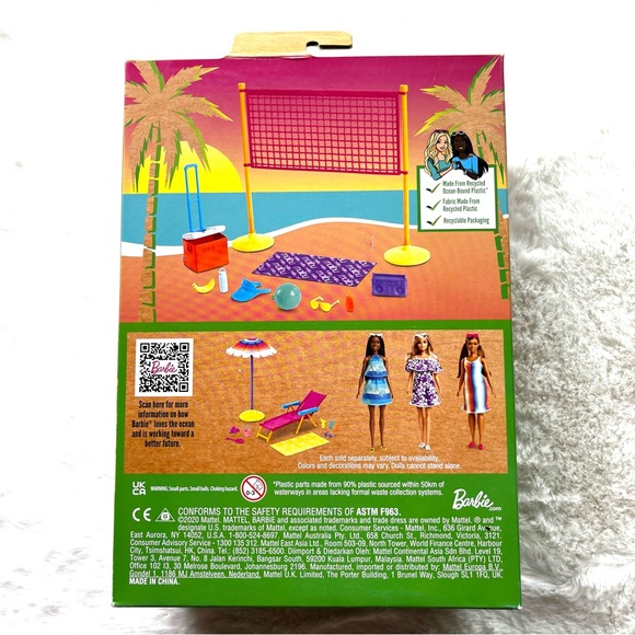 Barbie The Ocean Beach Volleyball Accessories Set- NEW in box - Picture 2 of 2